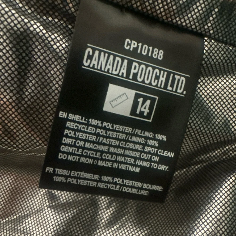 Canada Pooch The Slush Suit Size 14''Back Length